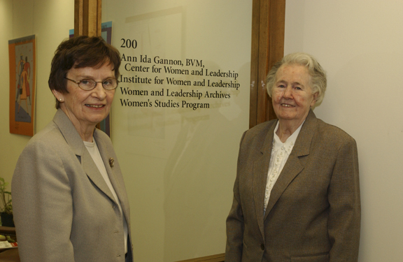 Farrell and Gannon next to sign for first Gannon Center office in Sullivan